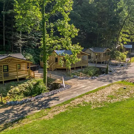 5 Cabins In Gburg Sleeps 16 Firepit & Games Gatlinburg Exterior photo
