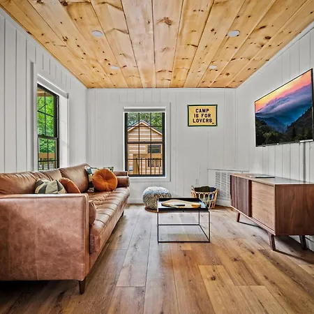 5 Cabins In Gburg Sleeps 16 Firepit & Games Gatlinburg Exterior photo