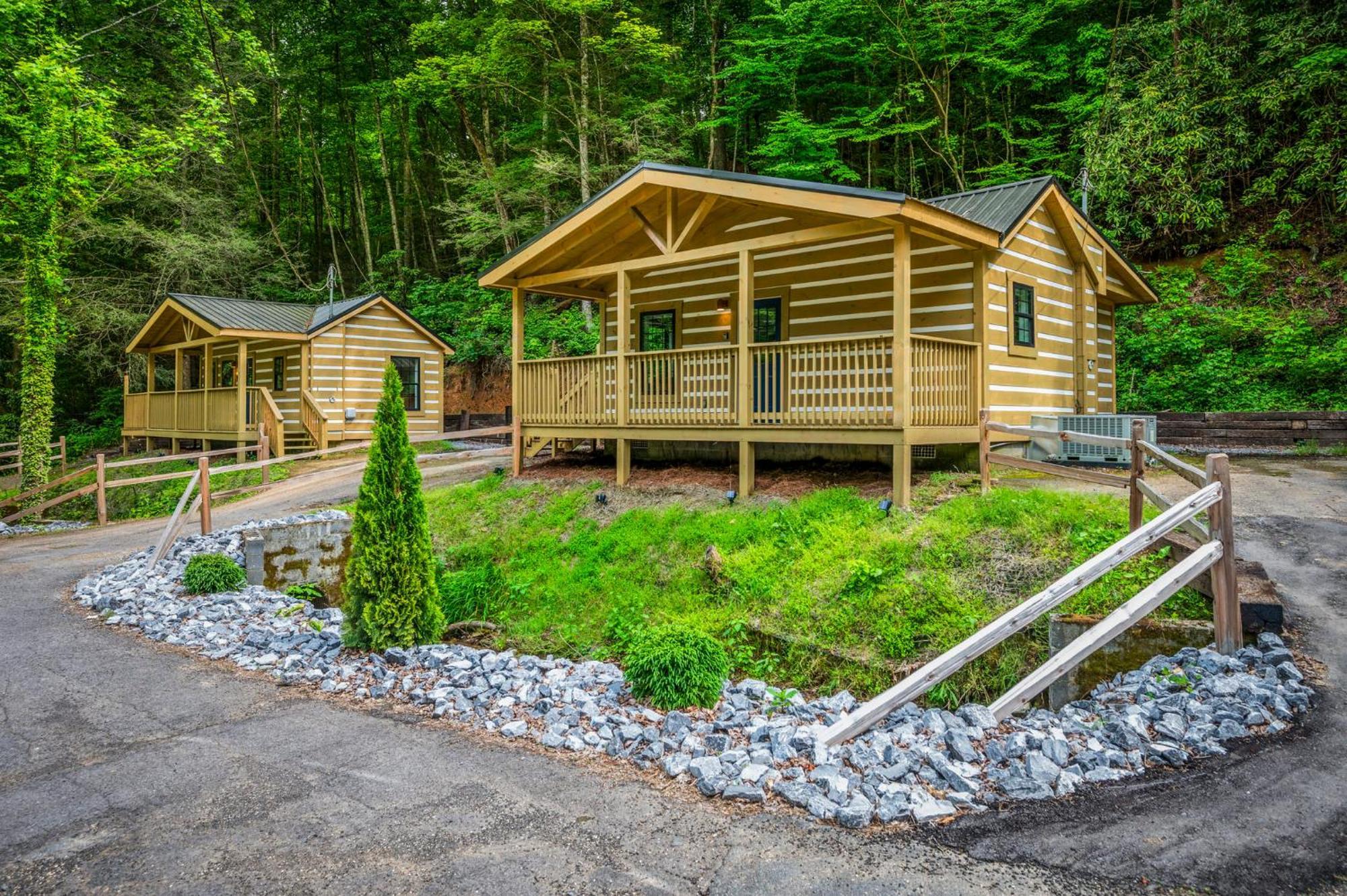 Holiday home 5 In Gburg Sleeps 16 Firepit & Games