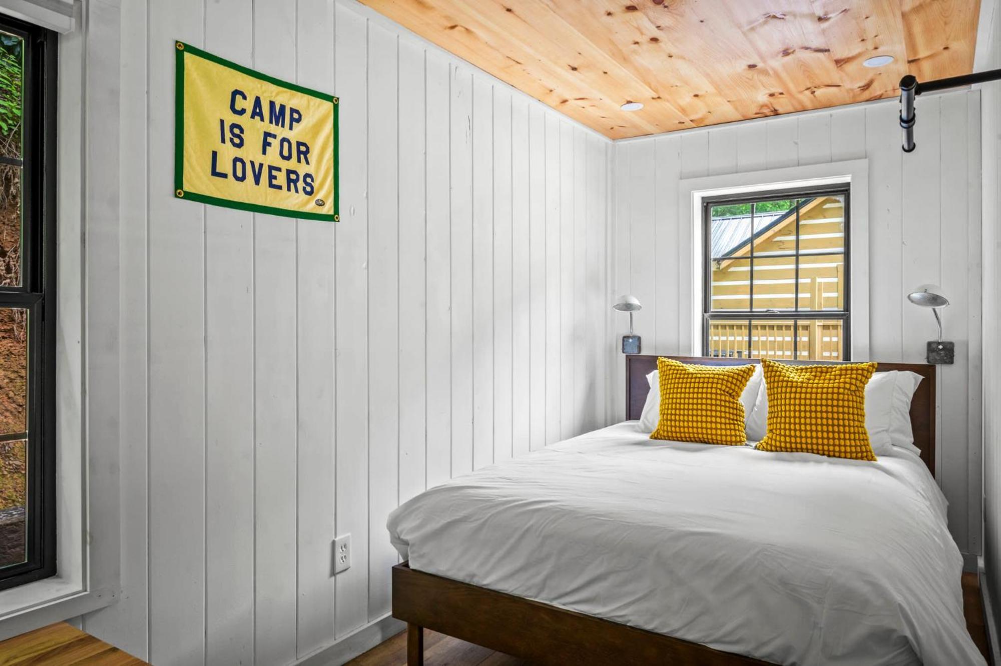 5 In Gburg Sleeps 16 Firepit & Games * Gatlinburg